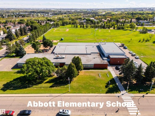 3509 121A Avenue Nw, Edmonton, AB 