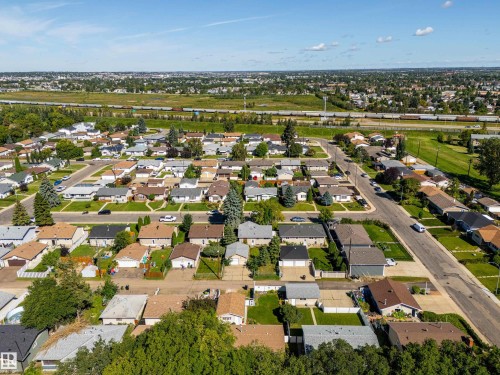 3509 121A Avenue Nw, Edmonton, AB 