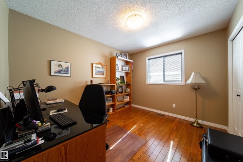 716 Hendra Crescent Nw, Edmonton, AB - Indoor Photo Showing Office