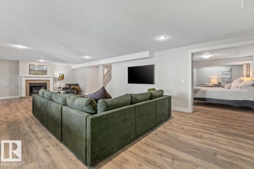 6 Hunter Place, St. Albert, AB 