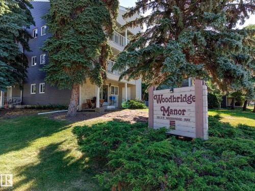 #305 355 Woodbridge WY  Sherwood Park, AB T8A 4G3