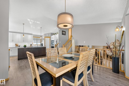 8329 171A Avenue Nw, Edmonton, AB 
