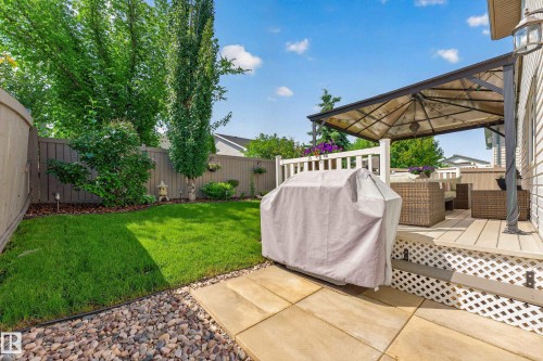 8329 171A Avenue Nw, Edmonton, AB 