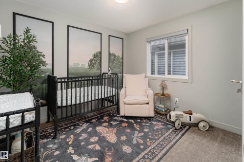 7038 172A Avenue Nw, Edmonton, AB 