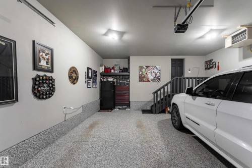 7038 172A Avenue Nw, Edmonton, AB 