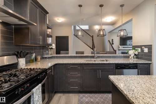 7038 172A Avenue Nw, Edmonton, AB 