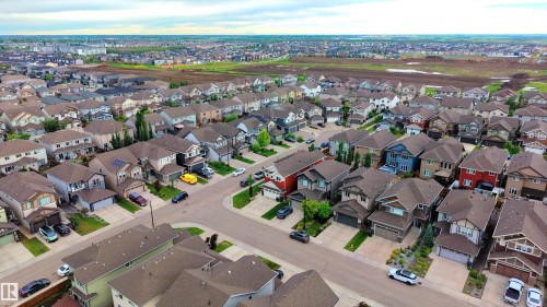 7038 172A Avenue Nw, Edmonton, AB 