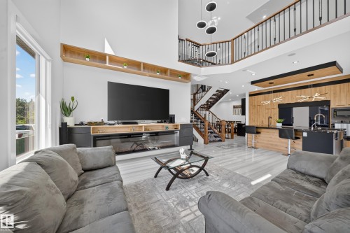 4017 47 Avenue, Beaumont, AB - Indoor Photo Showing Other Room