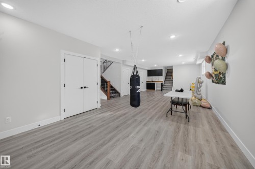 4017 47 Avenue, Beaumont, AB - Indoor Photo Showing Other Room