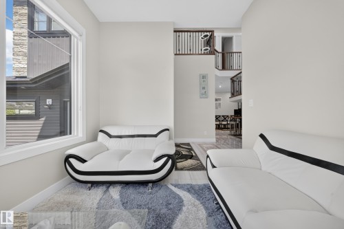 4017 47 Avenue, Beaumont, AB - Indoor Photo Showing Other Room
