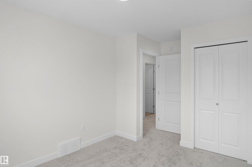 31 Eton Link, Spruce Grove, AB 