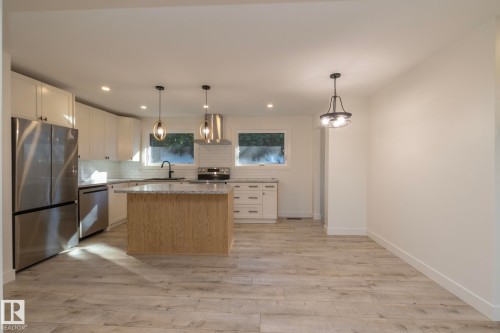 21 Sheridan Drive, St. Albert, AB 