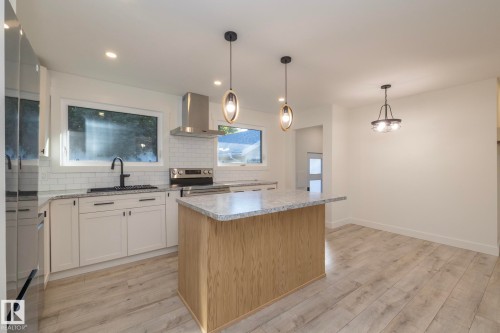 21 Sheridan Drive, St. Albert, AB 