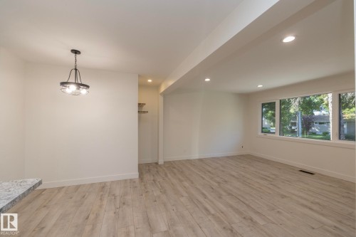 21 Sheridan Drive, St. Albert, AB 