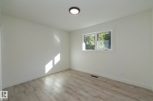 21 Sheridan Drive, St. Albert, AB 
