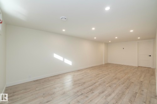 21 Sheridan Drive, St. Albert, AB 