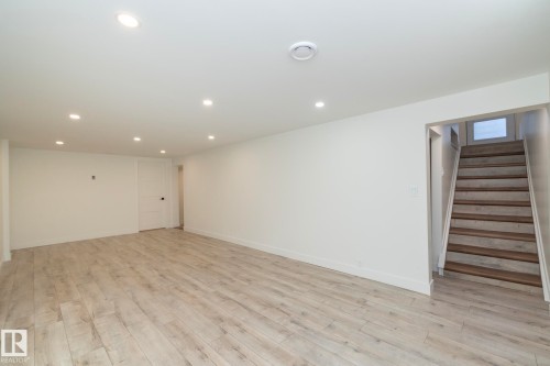 21 Sheridan Drive, St. Albert, AB 