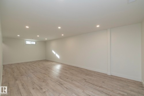21 Sheridan Drive, St. Albert, AB 