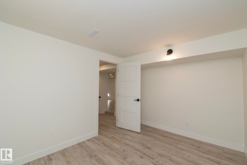 21 Sheridan Drive, St. Albert, AB 