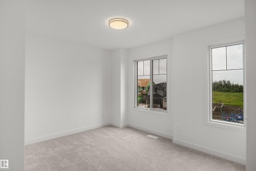 13131 214 Street Nw, Edmonton, AB 