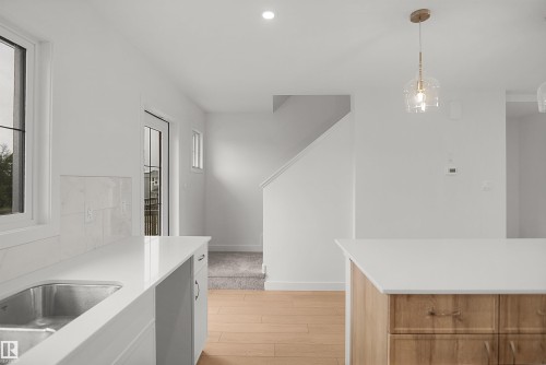 13131 214 Street Nw, Edmonton, AB 