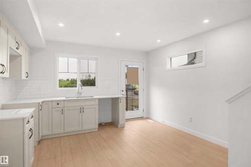 13133 214 Street Nw, Edmonton, AB 