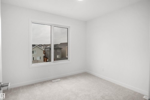13133 214 Street Nw, Edmonton, AB 