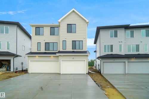 13133 214 Street Nw, Edmonton, AB 
