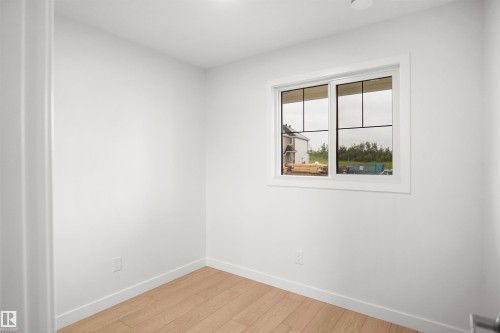 13133 214 Street Nw, Edmonton, AB 