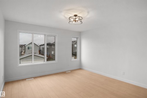 13133 214 Street Nw, Edmonton, AB 