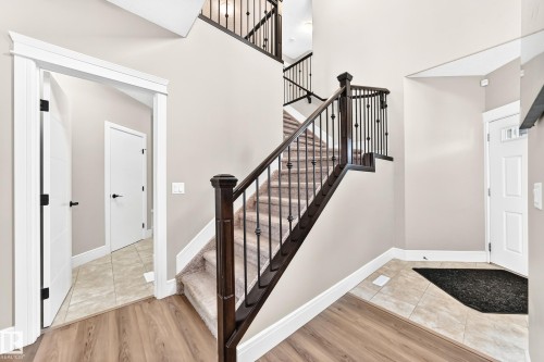 1239 24 Avenue Nw, Edmonton, AB 