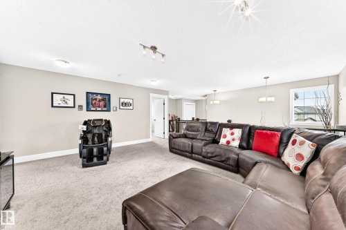 1239 24 Avenue Nw, Edmonton, AB 