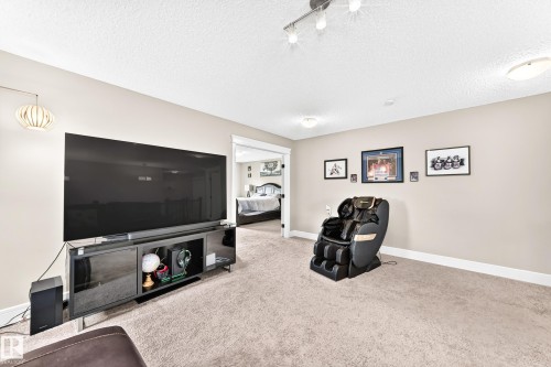 1239 24 Avenue Nw, Edmonton, AB 