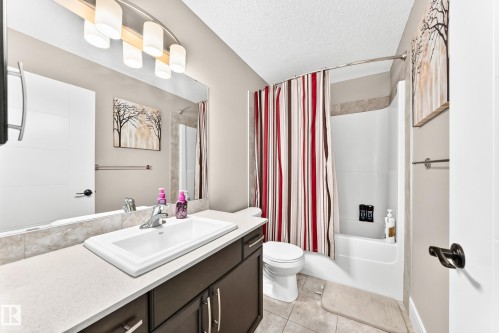 1239 24 Avenue Nw, Edmonton, AB 
