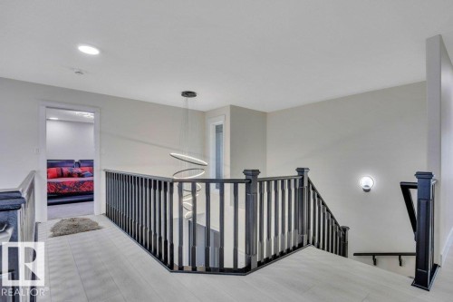 5010 Donsdale Drive Nw, Edmonton, AB 