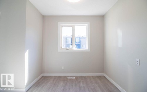3129 139 Avenue Nw, Edmonton, AB 