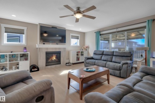 34 Southbridge  Cres, Calmar, AB 