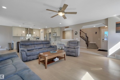 34 Southbridge  Cres, Calmar, AB 
