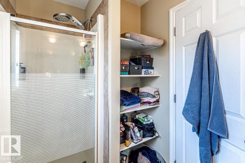 2 Woods Place, Leduc, AB 