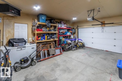 2 Woods Place, Leduc, AB 