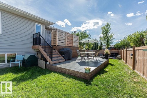2 Woods Place, Leduc, AB 