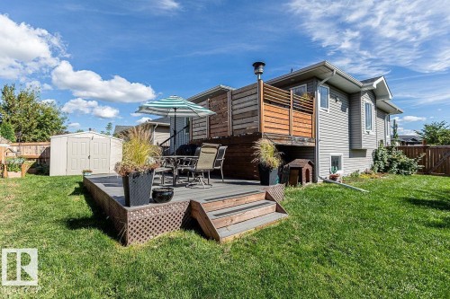 2 Woods Place, Leduc, AB 