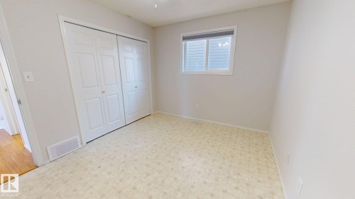 7936 3 Avenue Sw, Edmonton, AB 