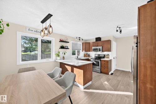 8997 96 Ave, Fort Saskatchewan, AB 