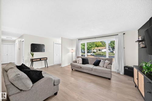 8997 96 Ave, Fort Saskatchewan, AB 