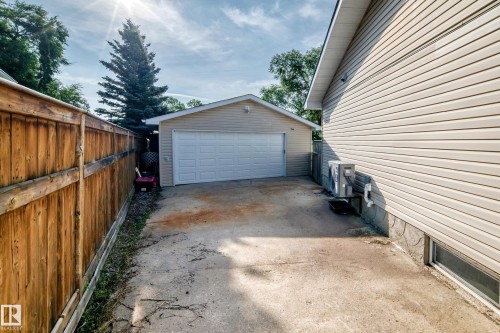 8997 96 Ave, Fort Saskatchewan, AB 