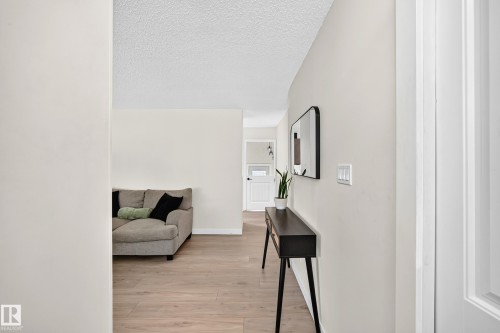 8997 96 Ave, Fort Saskatchewan, AB 