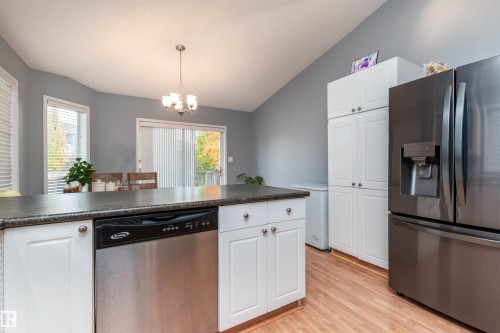 208 Rainbow Crescent, Sherwood Park, AB 