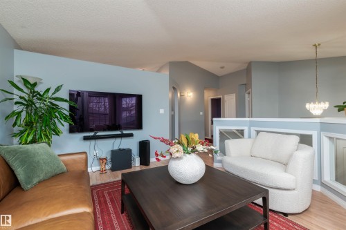 208 Rainbow Crescent, Sherwood Park, AB 