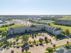 #122 240 SPRUCE RIDGE RD Spruce Grove, AB T5Y 2N2